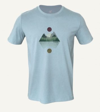 Camiseta Leguas montañas color azul claro